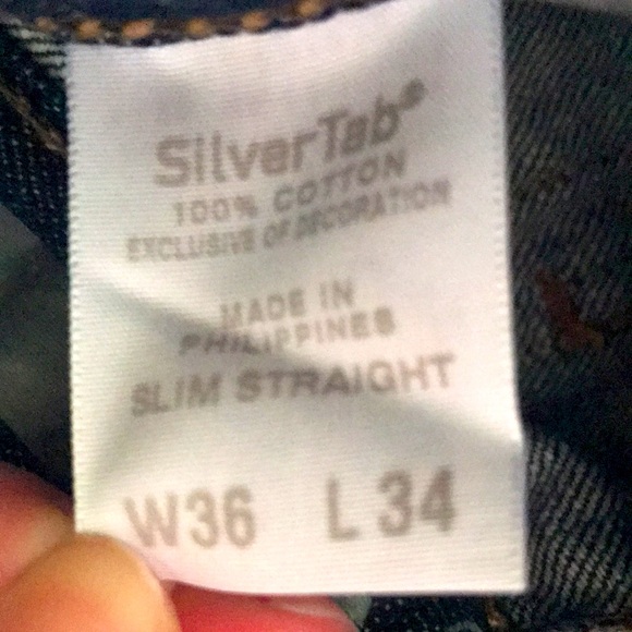 New Vintage Levi’s Silvertab slim jeans - Picture 8 of 9
